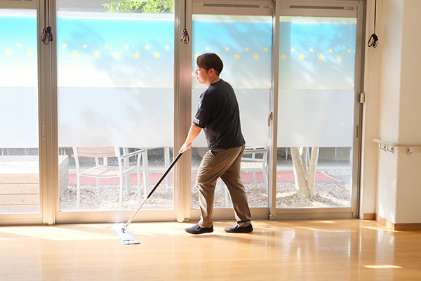 申し送り・掃除・支援準備